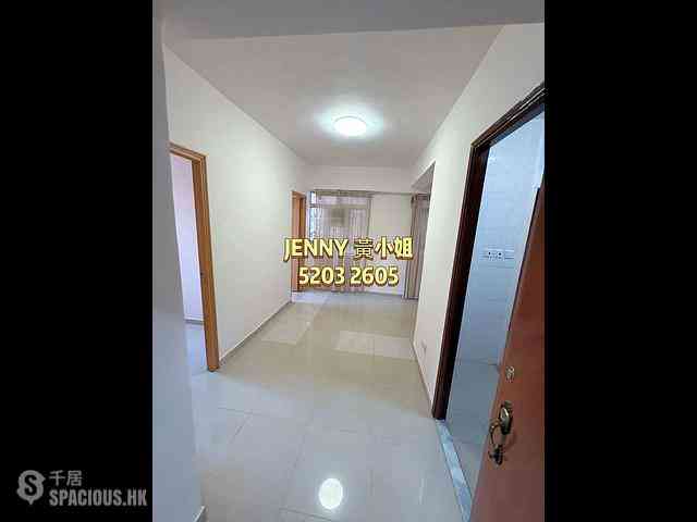 Sham Shui Po - Hong Ning Building 07