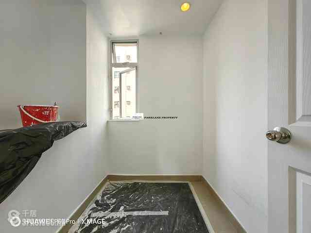 Tai Hang - Rhenish Mansion 05