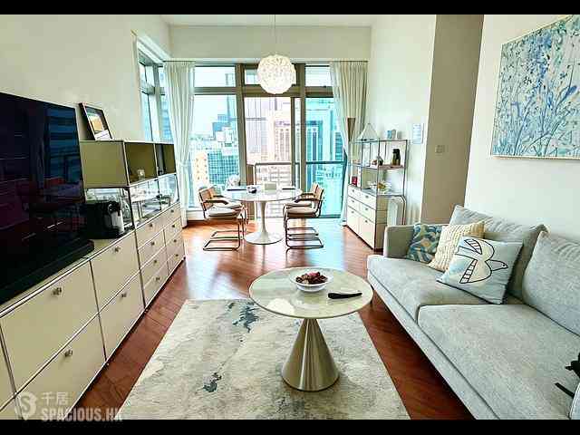 Wan Chai - The Avenue Phase 2 Block 1 03