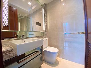 Wan Chai - The Avenue Phase 2 Block 1 10