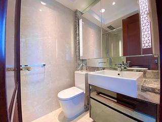 Wan Chai - The Avenue Phase 2 Block 1 11