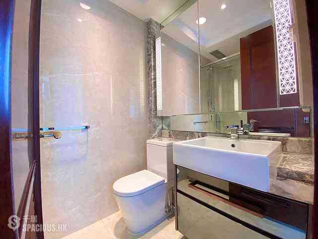 Wan Chai - The Avenue Phase 2 Block 1 11