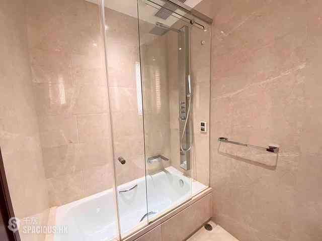 Wan Chai - The Avenue Phase 2 Block 1 12