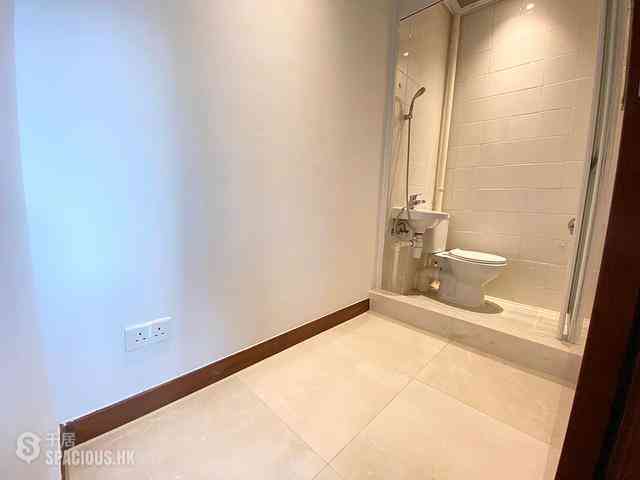 Wan Chai - The Avenue Phase 2 Block 1 17