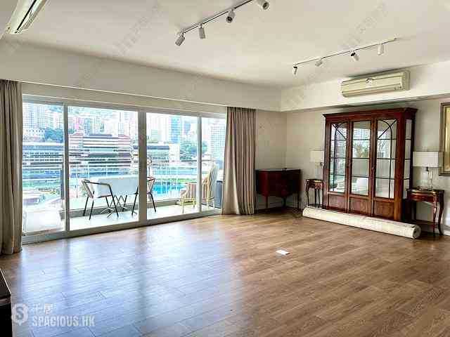 Leighton Hill - Rose Court 18