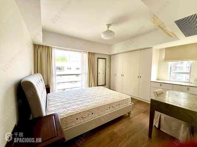 Leighton Hill - Rose Court 19