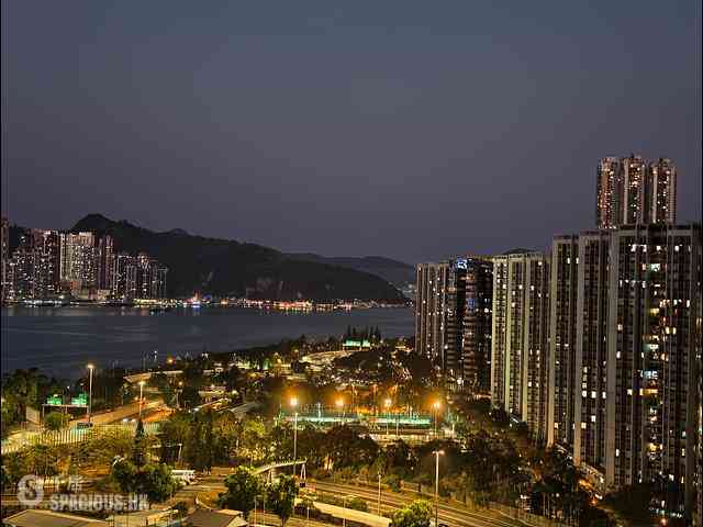 Quarry Bay - Finnie 01