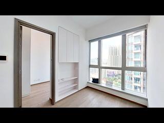 Sai Wan Ho - One Eighty 06