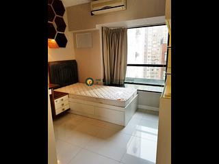 Mid Levels Central - The Grand Panorama 09