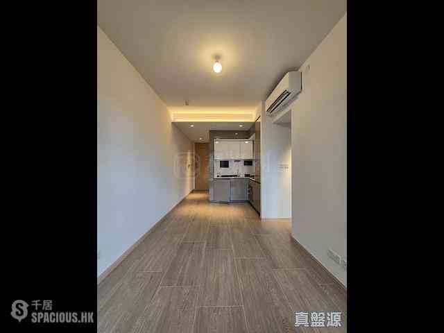 Wong Chuk Hang - The Southside Phase 2 La Marina 01