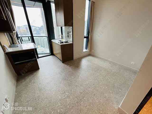Quarry Bay - The Holborn Block B 02
