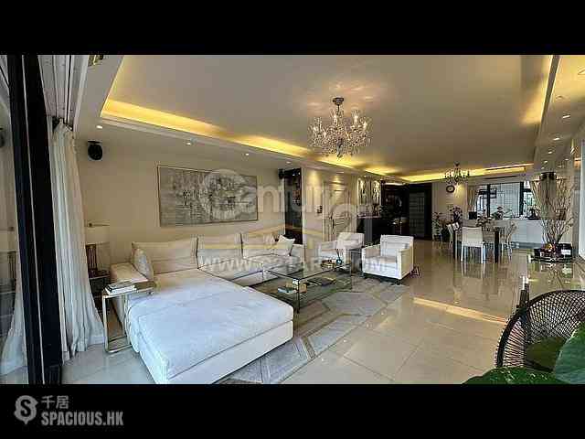 Pok Fu Lam - Baguio Villa Block 42 05