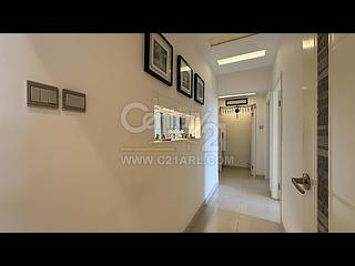 Pok Fu Lam - Baguio Villa Block 42 10