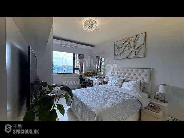 Pok Fu Lam - Baguio Villa Block 42 12