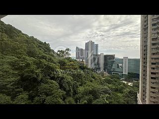 Pok Fu Lam - Baguio Villa Block 42 13