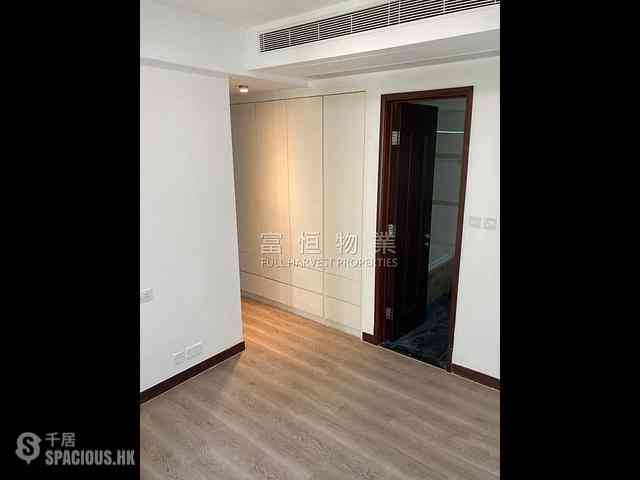 Tai Hang - The Legend 03