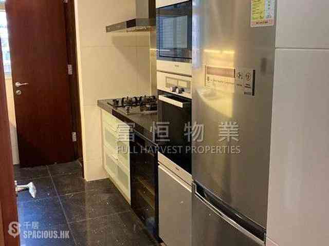 Tai Hang - The Legend 13