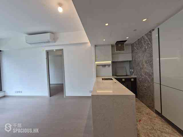 Wong Chuk Hang - The Southside Phase 3B Blue Coast Tower 2B 03