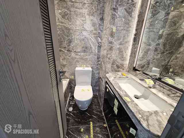 Wong Chuk Hang - The Southside Phase 3B Blue Coast Tower 2B 09