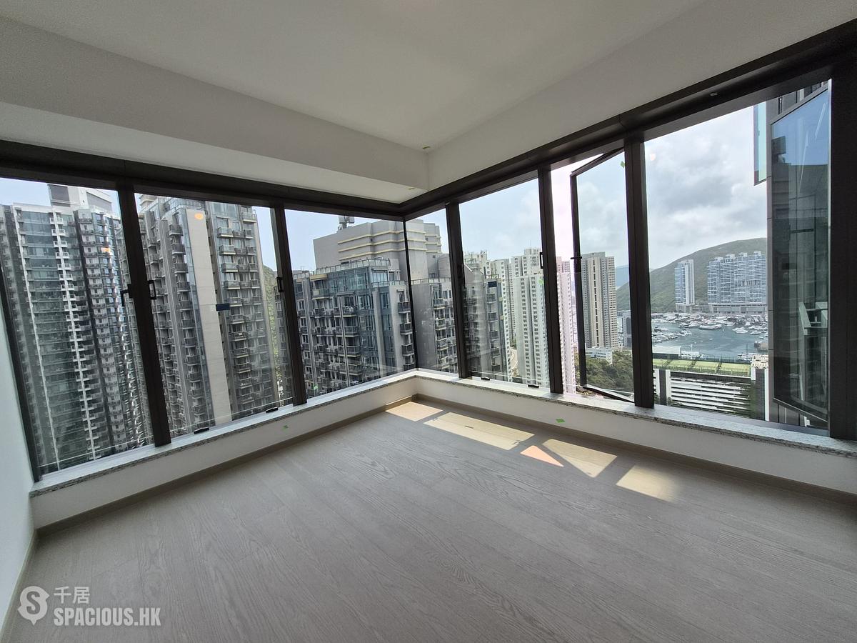 Wong Chuk Hang - The Southside Phase 3B Blue Coast Tower 1B 01