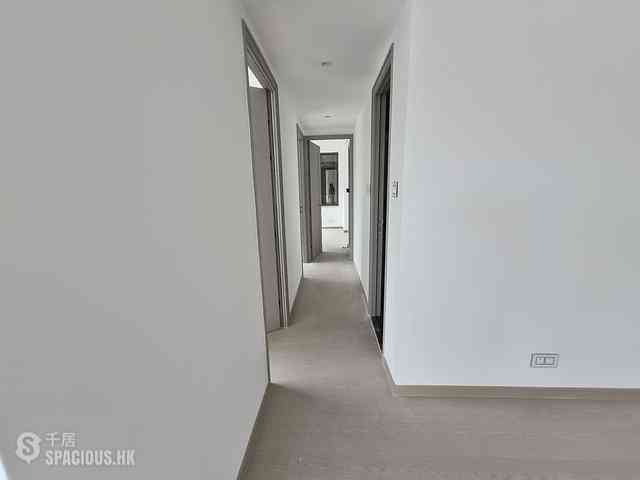Wong Chuk Hang - The Southside Phase 3B Blue Coast Tower 1B 09