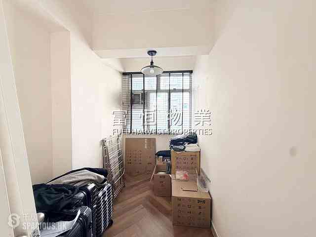 Happy Valley - 4, Shing Ping Street 07