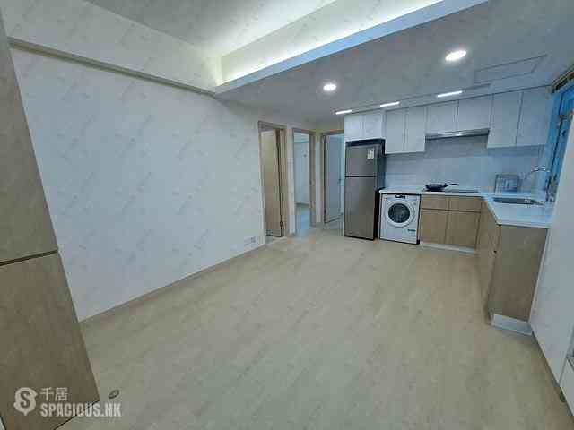 Sai Ying Pun - True Light Building 06