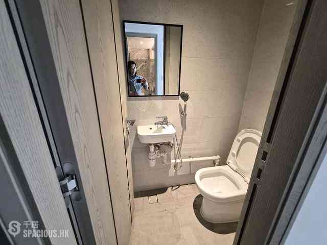 Wong Chuk Hang - The Southside Phase 3B Blue Coast Tower 1A 12