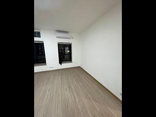 Mid Levels Central - Scenecliff Block 2 13