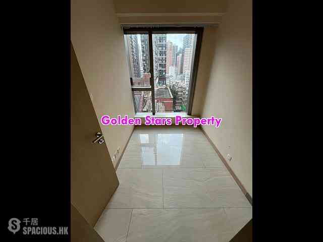 Sai Ying Pun - King's Hill 03