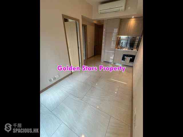 Sai Ying Pun - King's Hill 02