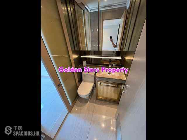 Sai Ying Pun - King's Hill 07