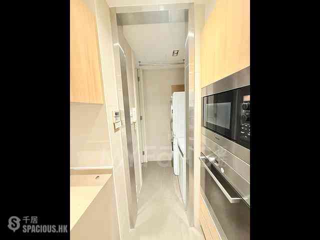 Repulse Bay - The Somerset 14