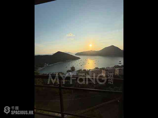 Repulse Bay - The Somerset 19