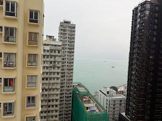 坚尼地城 - 满发大厦 07