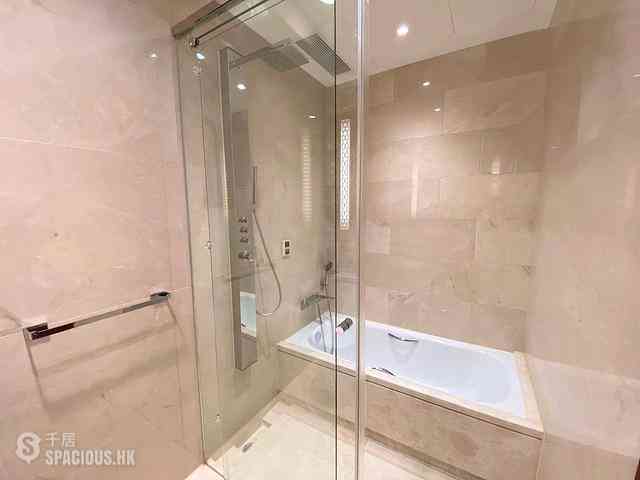 Wan Chai - The Avenue Phase 2 Block 1 13