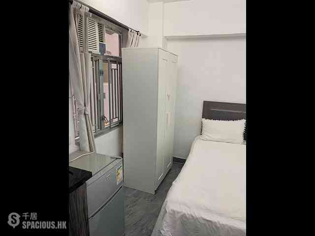 Wan Chai - Luen Sen Mansion 02