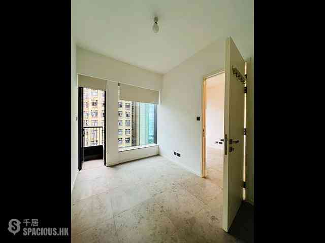Sai Ying Pun - Bohemian House 01