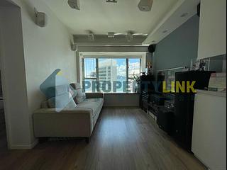 Sheung Wan - Queen's Terrace 02