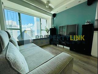 Sheung Wan - Queen's Terrace 03