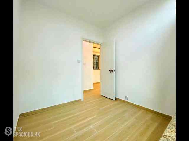 Tung Chung - Tung Chung Crescent 03