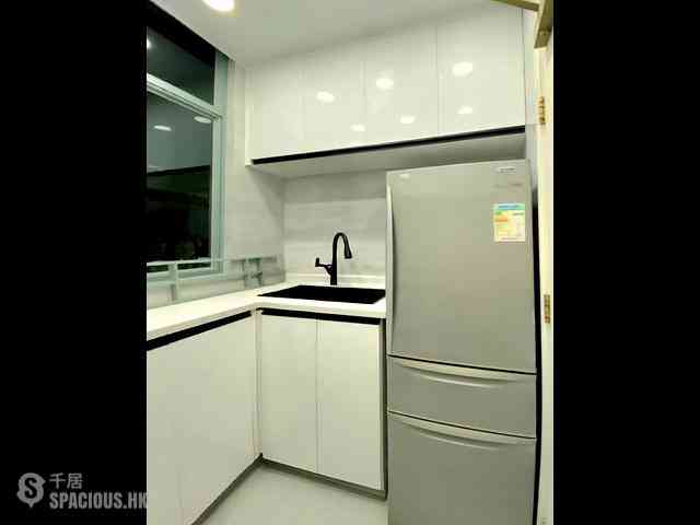 Tung Chung - Tung Chung Crescent 06