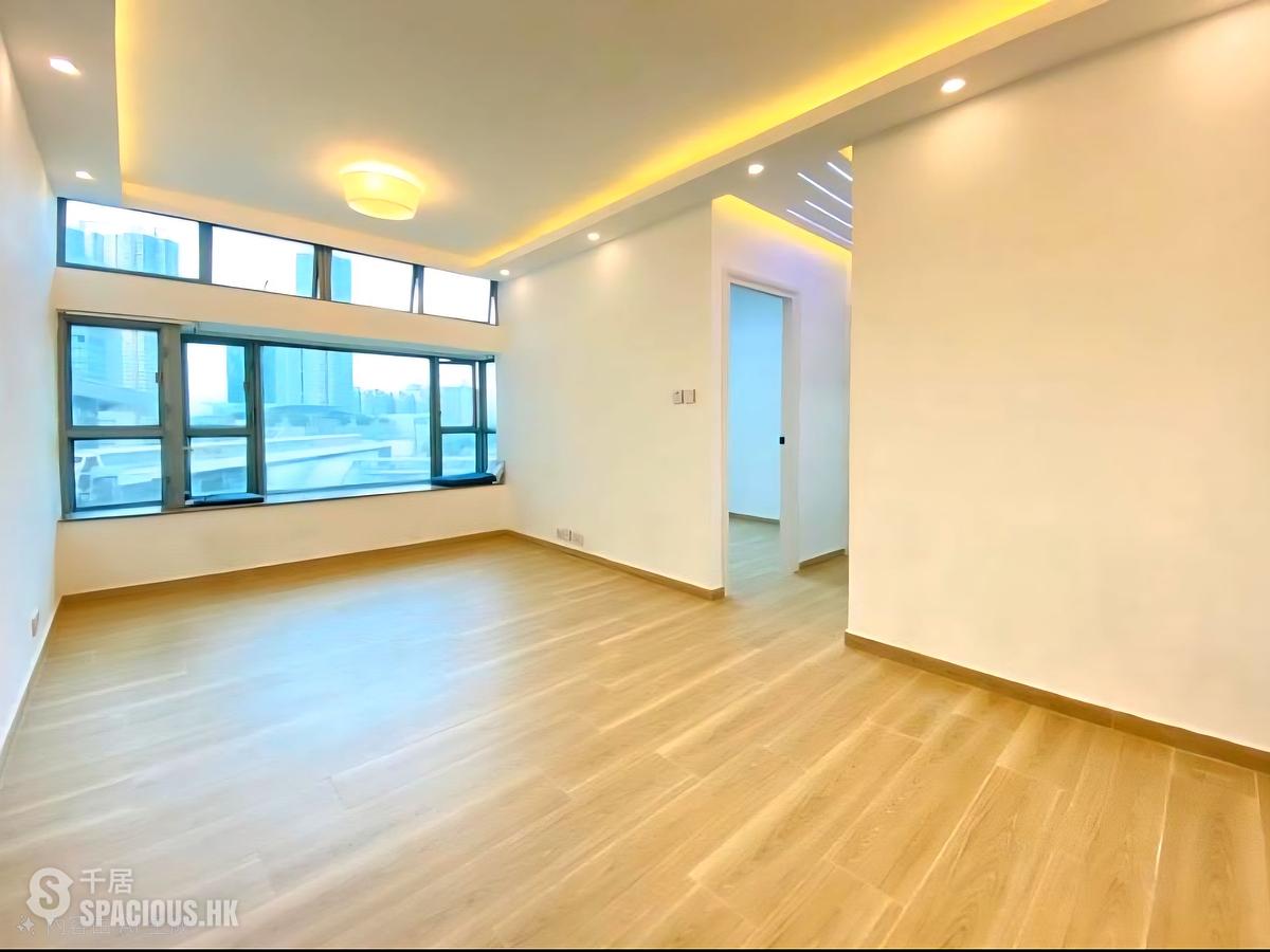 Tung Chung - Tung Chung Crescent 01