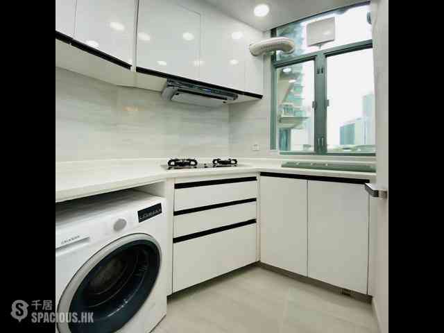 Tung Chung - Tung Chung Crescent 05