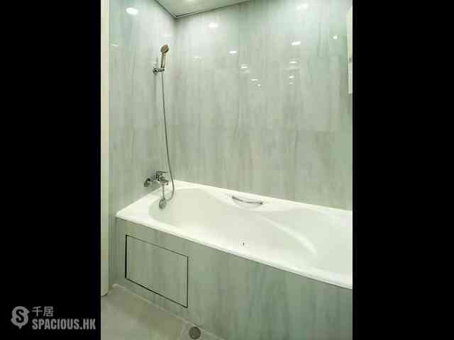 Tung Chung - Tung Chung Crescent 11