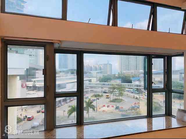 Tung Chung - Tung Chung Crescent 12