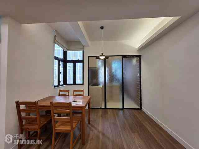 Wan Chai - Sam Yuen Mansion 02