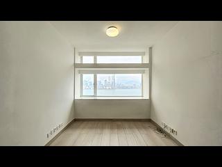 Causeway Bay - Elizabeth House Block A 04