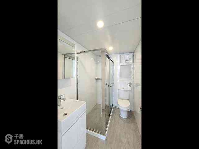 Causeway Bay - Elizabeth House Block A 11