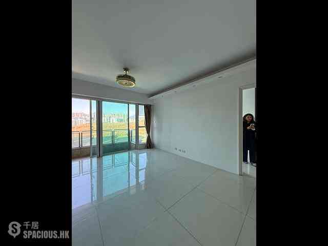 Lohas Park - Lohas Park Phase 3A Hemera Diamond (Tower 1) 01